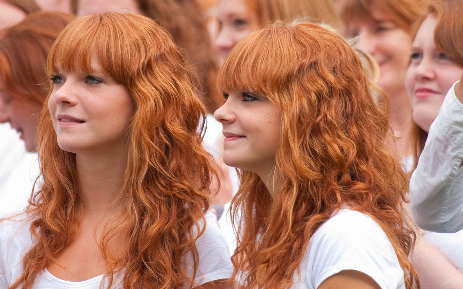 Как вы относитесь к девушкам с рыжими волосами